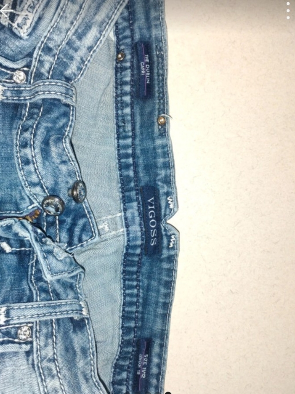 Vigoss Distressed Light Blue Capri Jeans